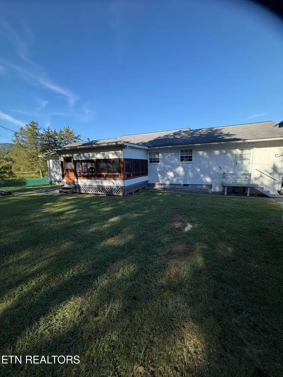 125 Christian St, Harrogate, TN 37752 - #3