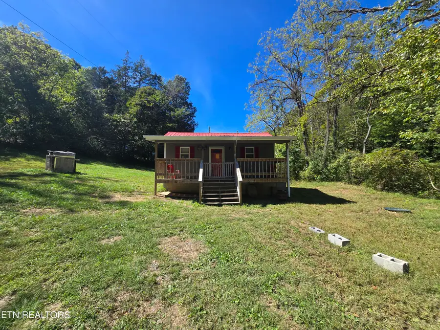 131 Ely Hollow Rd, Ewing, VA 24248 - #3