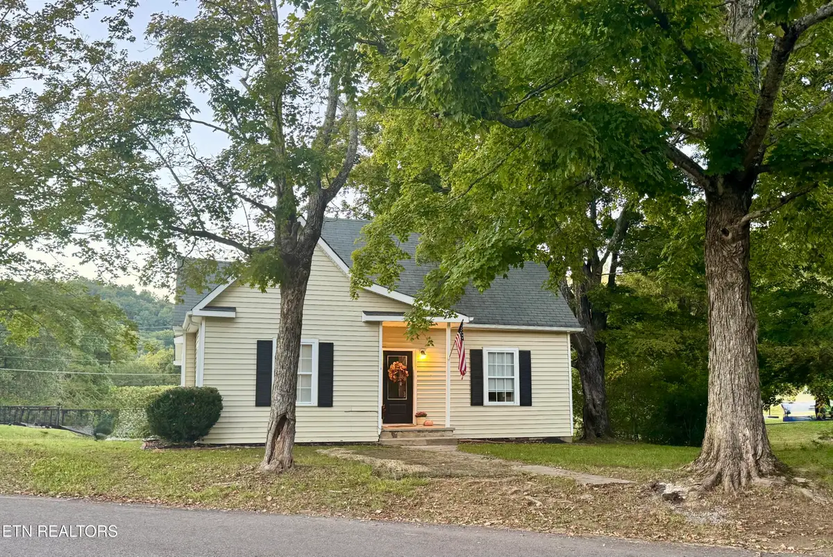 5820 Atkins Rd, Knoxville, TN 37918 - #1
