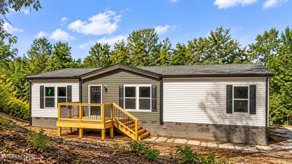 3827 Demory Rd, LaFollette, TN 37766