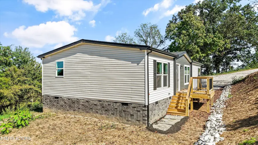 3827 Demory Rd, Lafollette, TN 37766 - #2