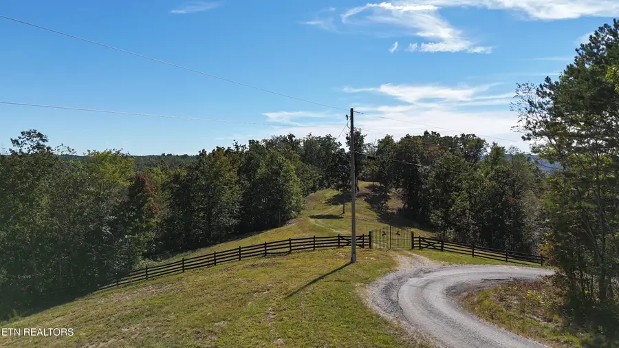 277 Burnt Tree Lane, Crawford, TN 38554 - #3