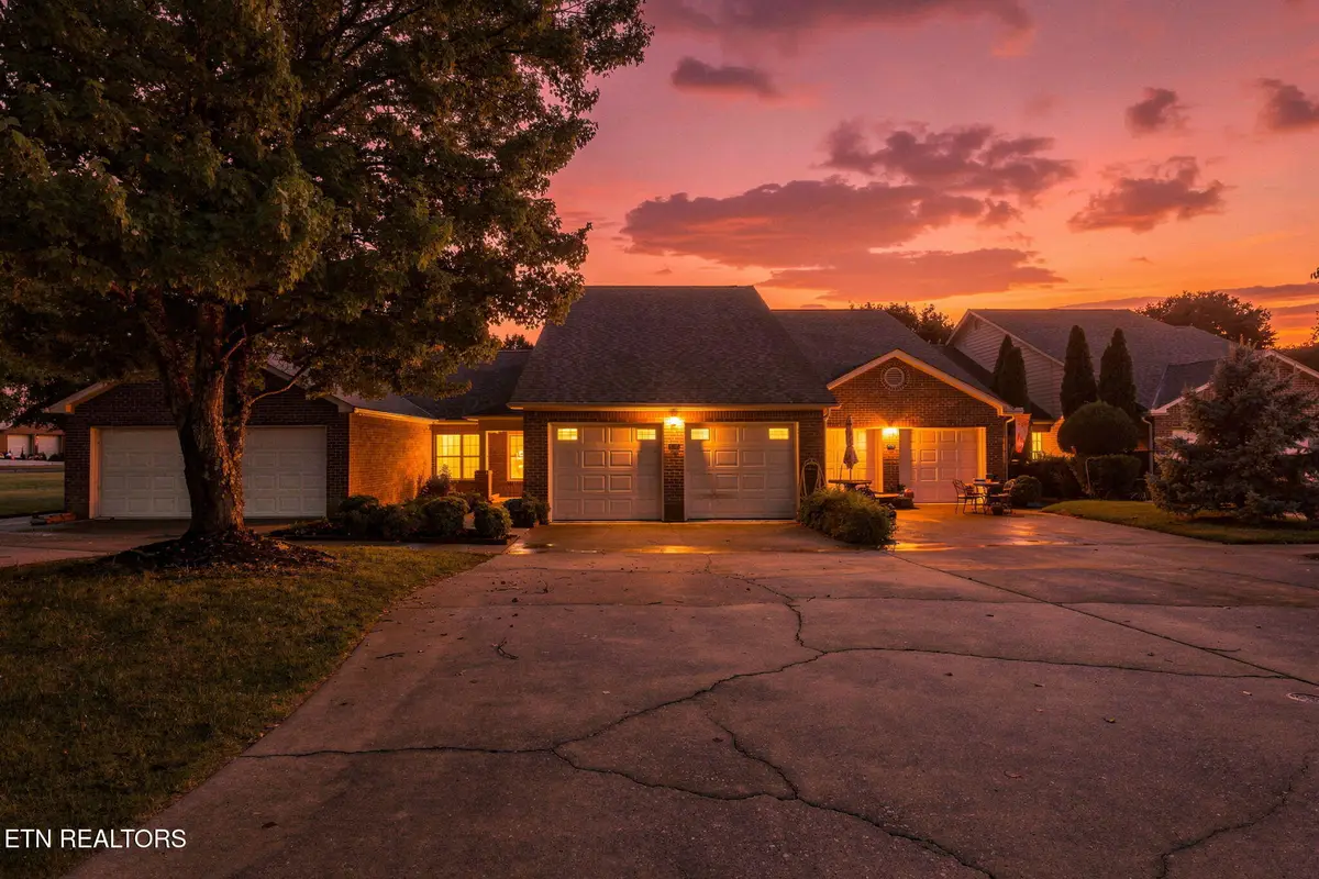 630 Sunrise Circle, Sevierville, TN 37862 - #1
