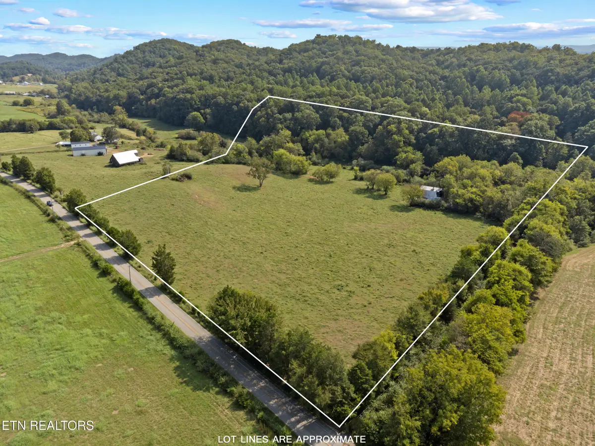 1514 Martin Mill Pike, Rockford, TN 37853 - #1