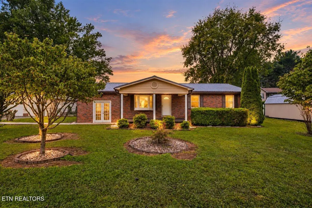 219 W Bowman Circle, Lafollette, TN 37766 - #1