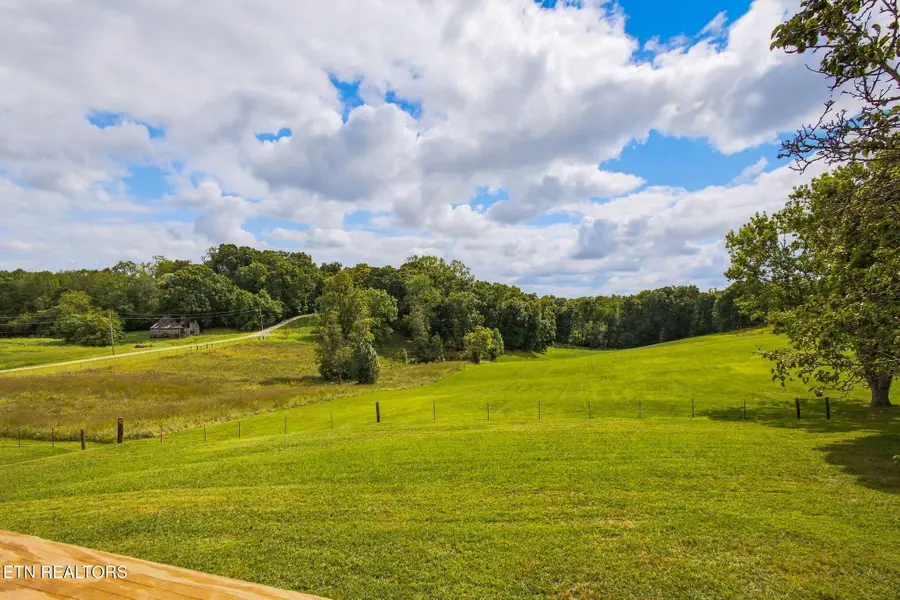 6172 Beacon Light Rd, Whitesburg, TN 37891 - #2