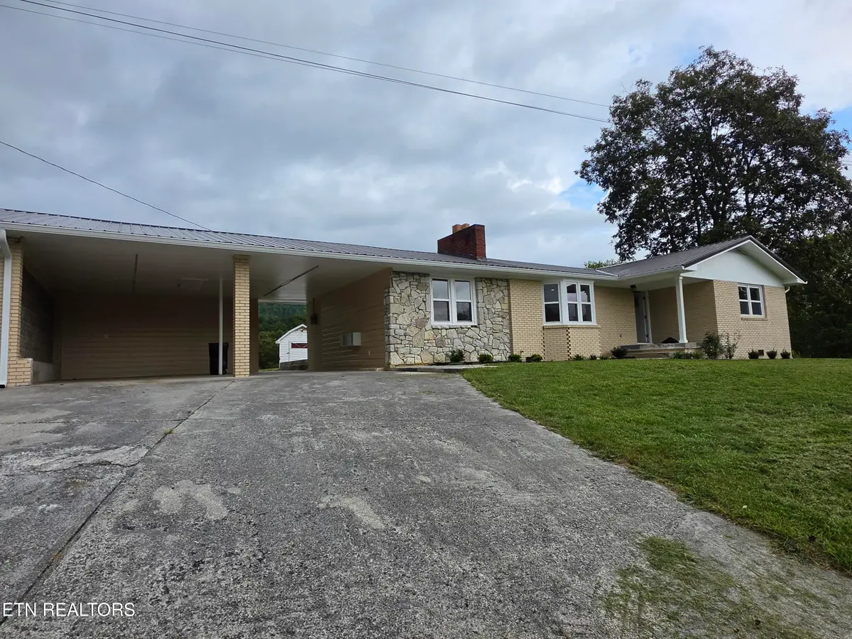 88 Tracy Ridge Rd, Middlesboro, KY 40965 - #1