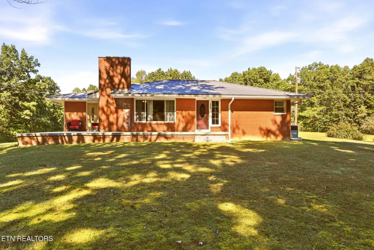 8757 Morgan County Hwy, Sunbright, TN 37872 - #1