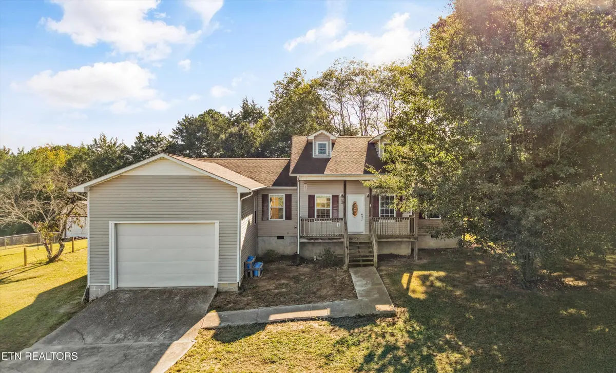 135 Lees Chapel Rd, Sweetwater, TN 37874 - #1