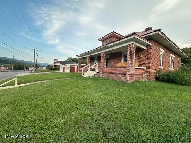 6148 Dr. Thomas Walker Rd, Rose Hill, VA 24281 - #2