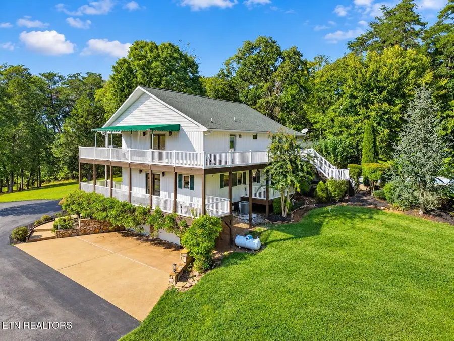 8414 Bud Hawkins Rd, Corryton, TN 37721 - #2