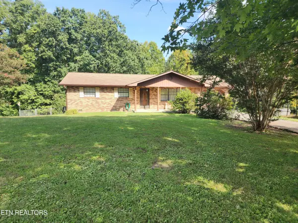 1078 Cove Lane, Oliver Springs, TN 37840