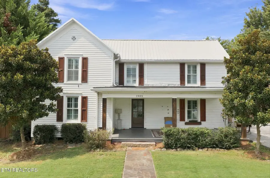 1905 Spring St, Powell, TN 37849 - #2