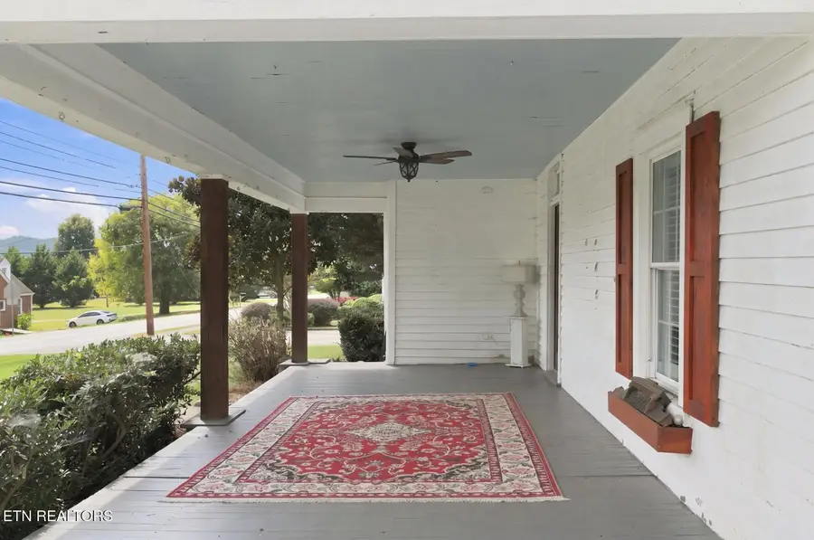 1905 Spring St, Powell, TN 37849 - #3