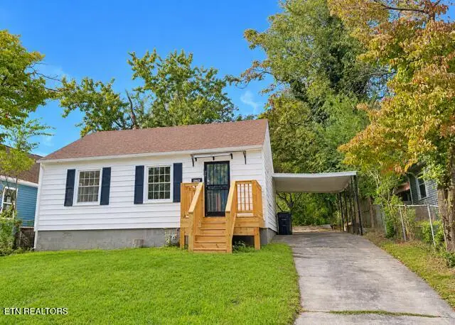 2107 Lawson Ave, Knoxville, TN 37917 - #2