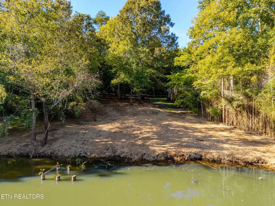 Devault Rd, Louisville, TN 37777 - #2