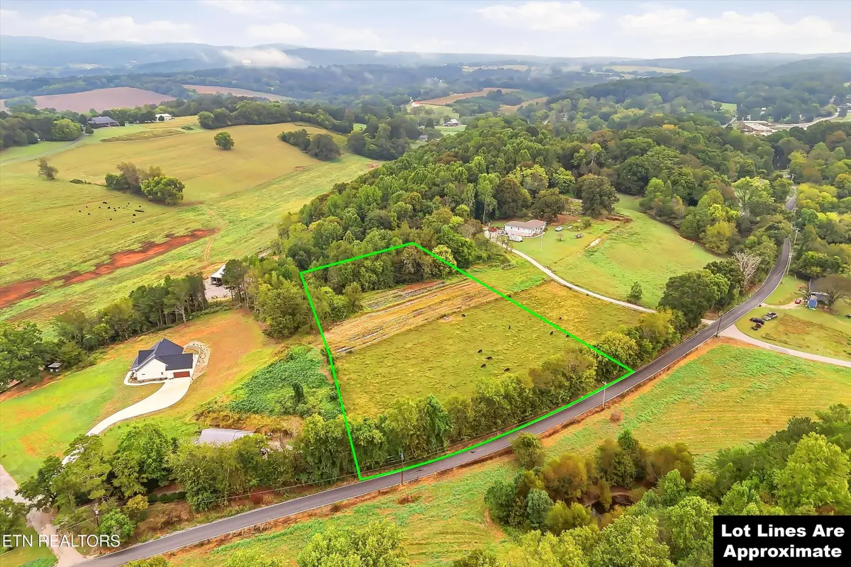 4235 Cave Mill Rd, Maryville, TN 37804 - #1