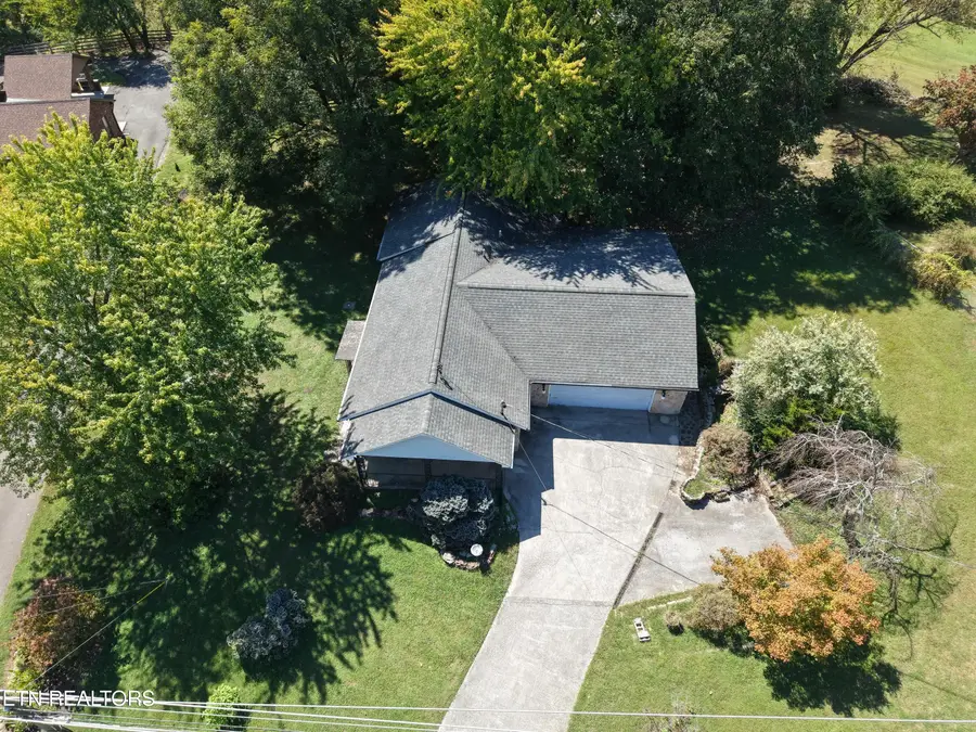 8325 Sharp Rd, Powell, TN 37849 - #2