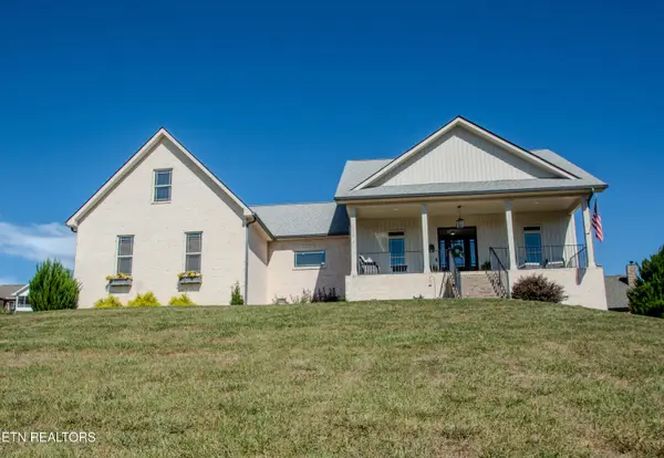 629 Winding Creek Way, Walland, TN 37886