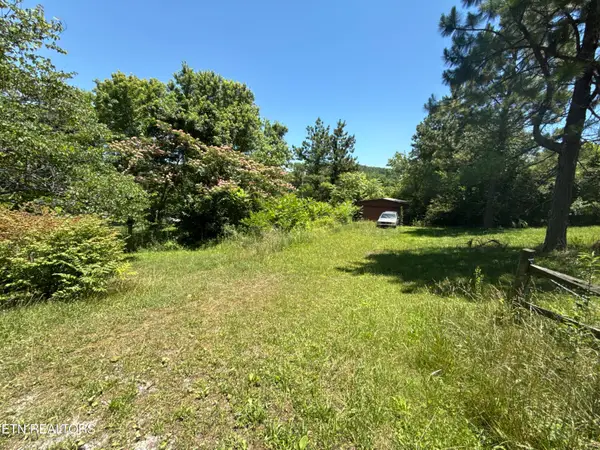 1235 Sharp Lane, Caryville, TN 37714