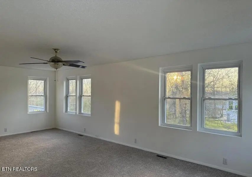 424 Lakeview Drive, Crossville, TN 38558 - #3