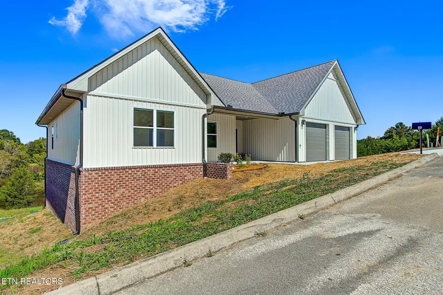 821 Gavin Lane, Seymour, TN 37865 - #2