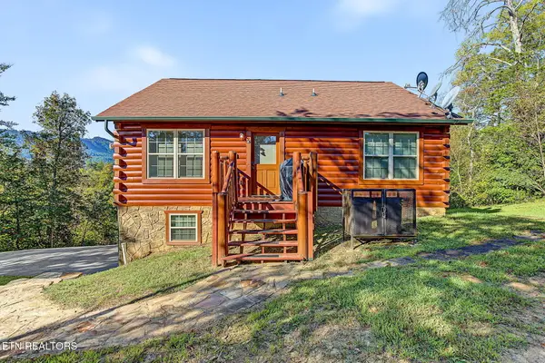 670 Magic Kingdom Lane, Sevierville, TN 37876