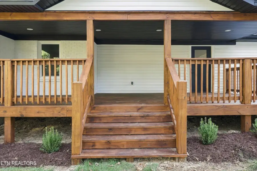 504 Akers St, Maryville, TN 37804 - #3