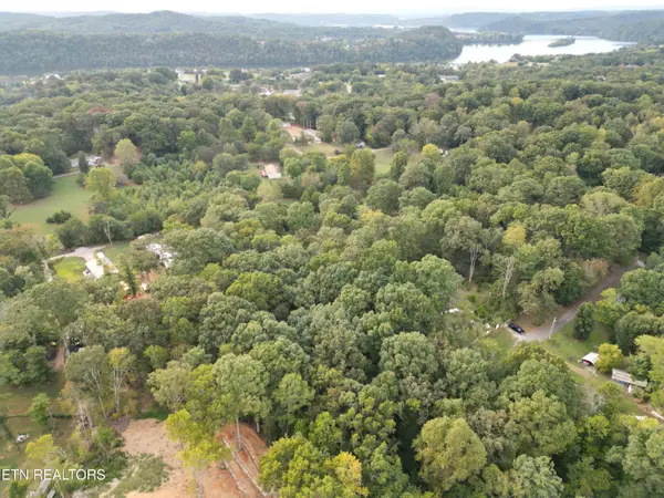 Ridge Rd, Kingston, TN 37763