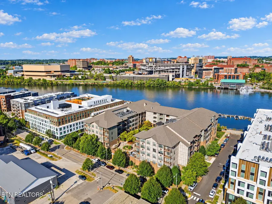 445 W Blount Ave #108, Knoxville, TN 37920 - #2