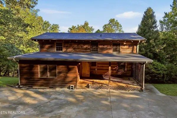 1027 N Sequoyah Drive, Friendsville, TN 37737