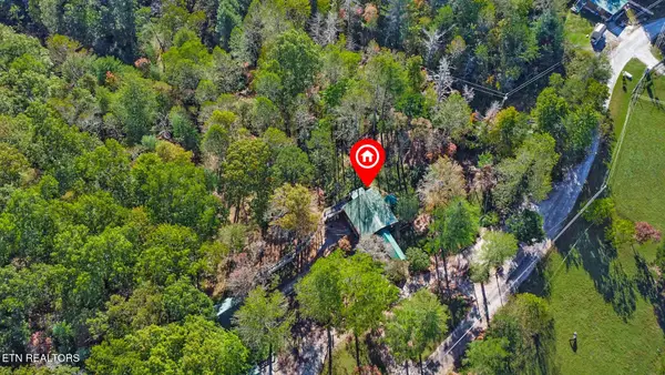 698 Boone Ridge Rd, Jamestown, TN 38556