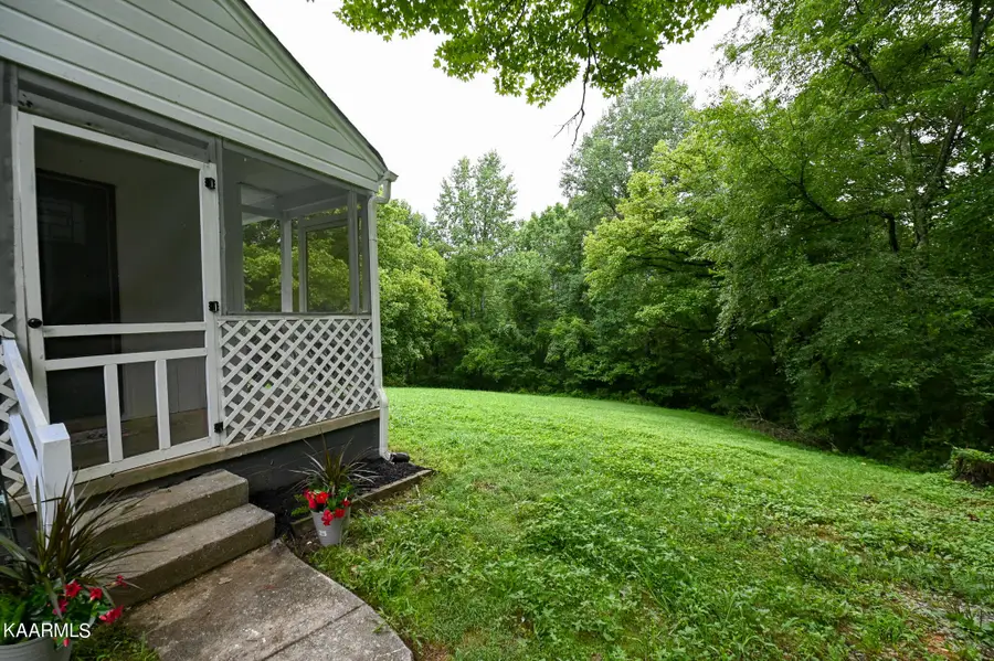 8905 Childress Rd, Powell, TN 37849 - #3