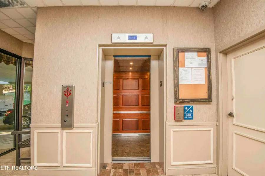 1704 Hidden Hills Rd #APT 512, Gatlinburg, TN 37738 - #2