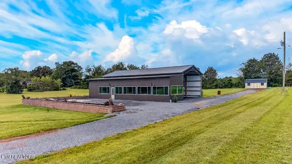 348 Harris Town Rd, Bulls Gap, TN 37711