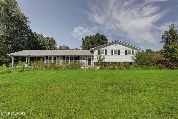 319 Woodland Drive, Harriman, TN 37748