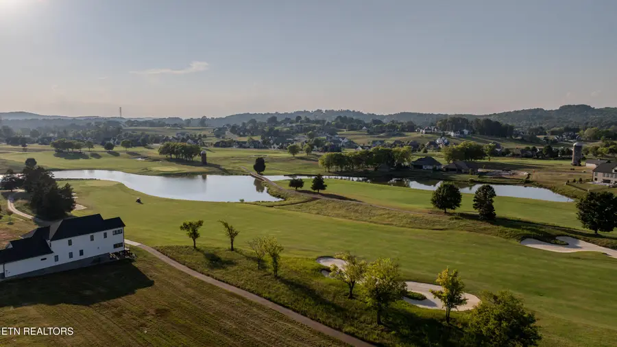 915 Black Bear Circle, Loudon, TN 37774 - #2