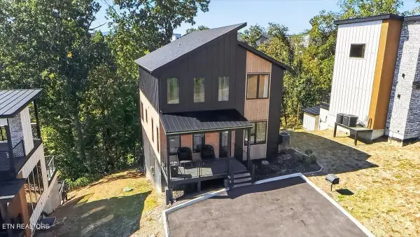 1418 Reedmont Way, Sevierville, TN 37876