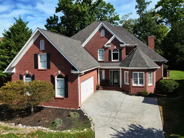 9830 Giverny Circle, Knoxville, TN 37922