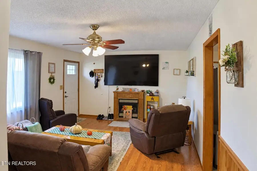 443 Hilltop Drive, Jefferson City, TN 37760 - #3