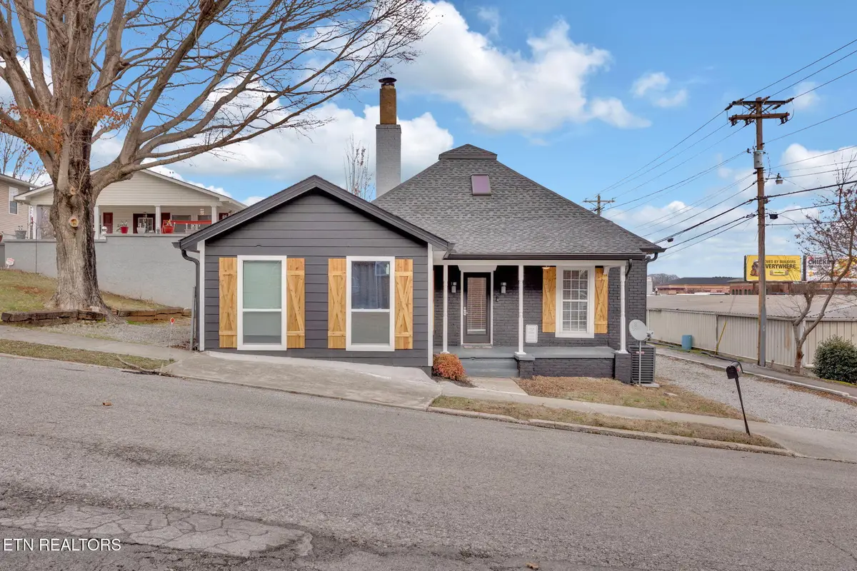 107 N C St, Lenoir City, TN 37771 - #1