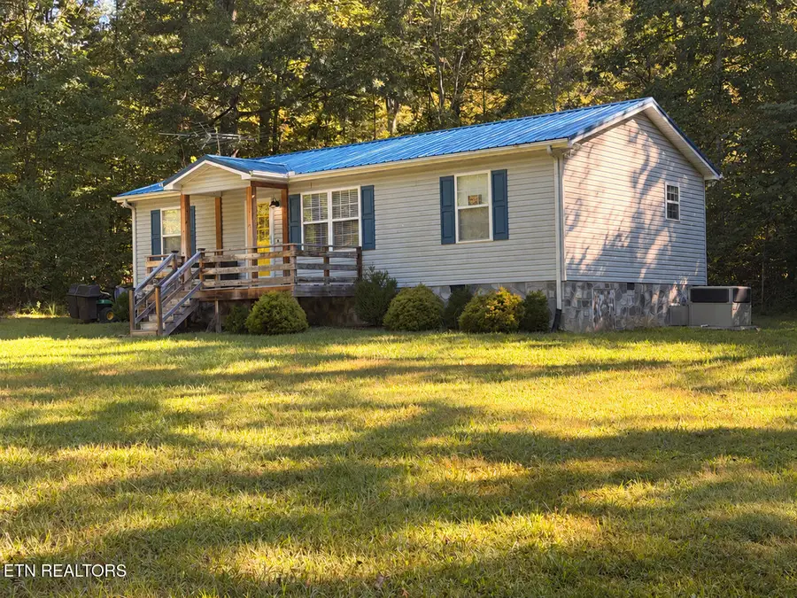 3412 Point Pleasant Rd, Newport, TN 37821 - #2