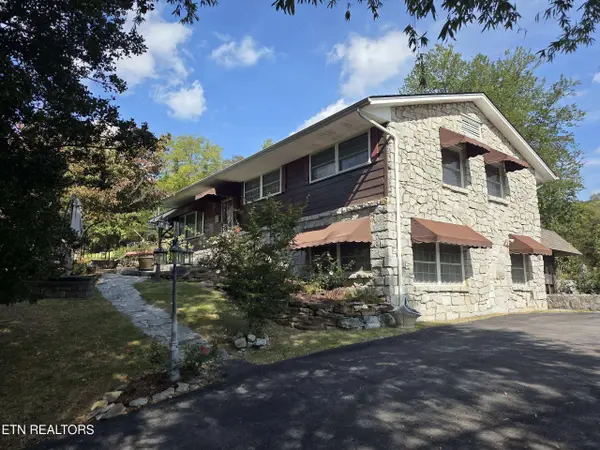 572 Mountain Rd, Clinton, TN 37716