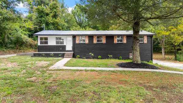 5501 Ball Rd, Knoxville, TN 37931