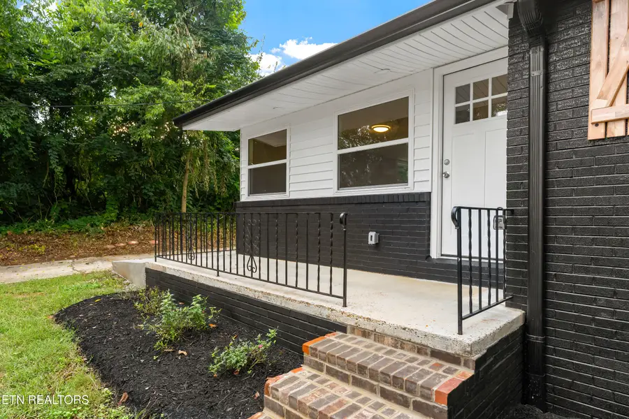 5501 Ball Rd, Knoxville, TN 37931 - #2