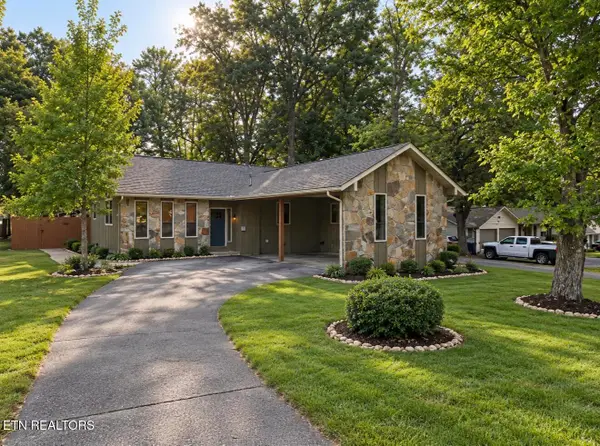 311 Poplar St, Sevierville, TN 37862