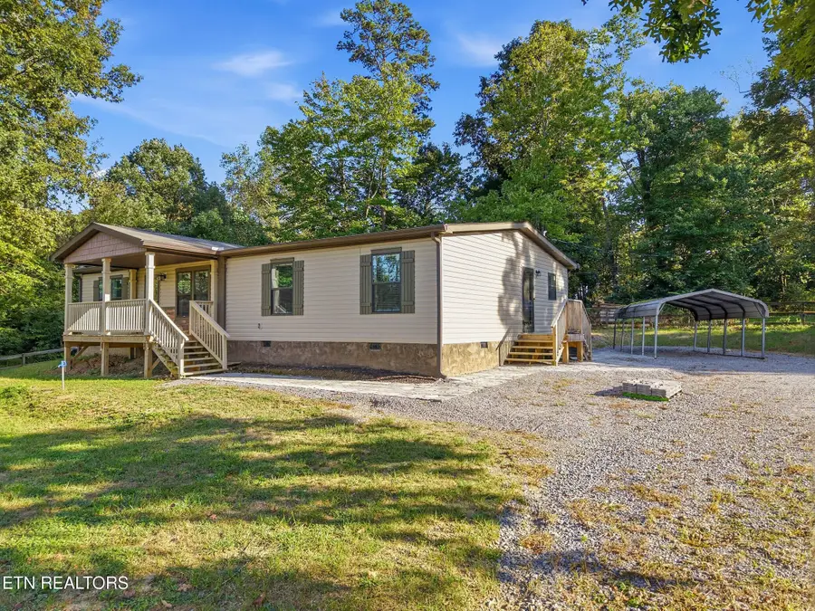 938 Mountain View St, Pigeon Forge, TN 37863 - #3