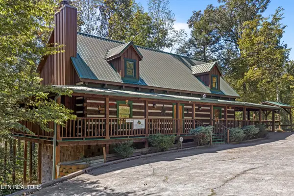 1515 Bluff Ridge Rd, Sevierville, TN 37876