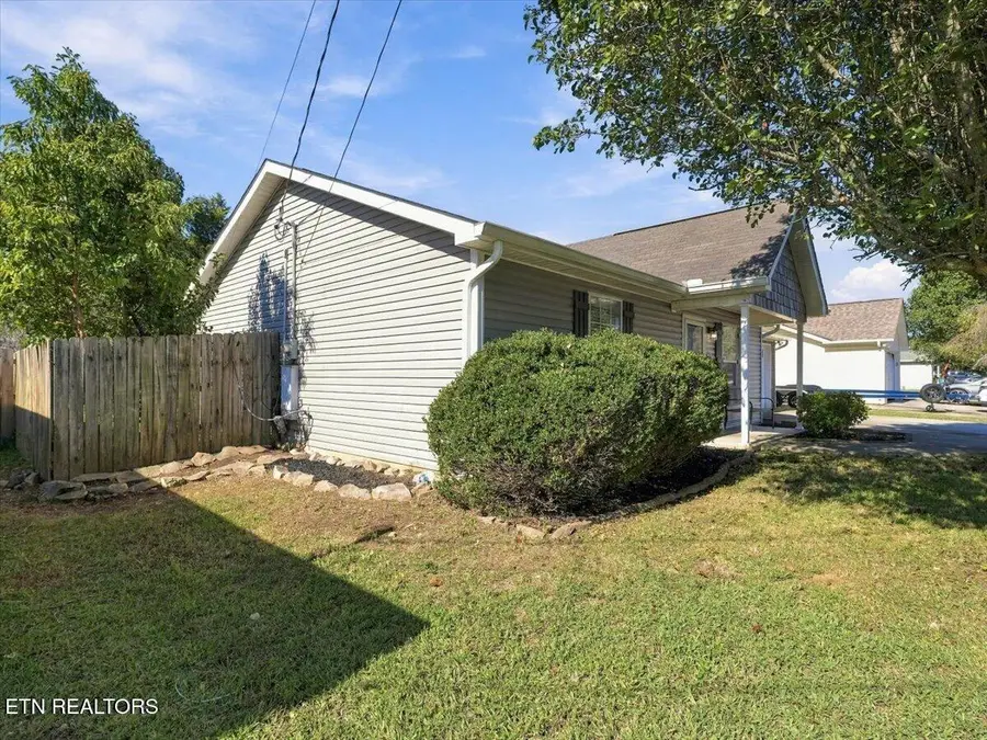 7732 Ralph Youmans Rd, Corryton, TN 37721 - #2