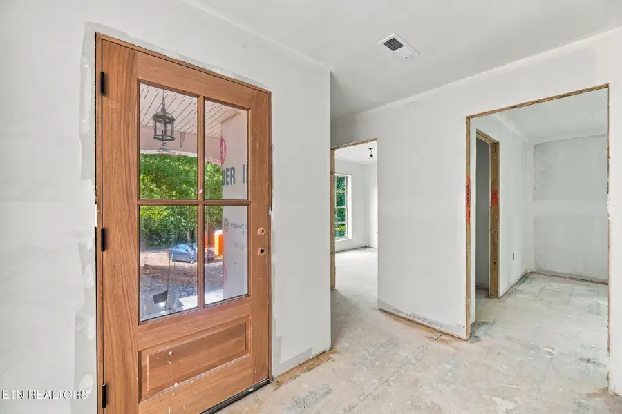 823 Gresham Rd, Knoxville, TN 37918 - #2